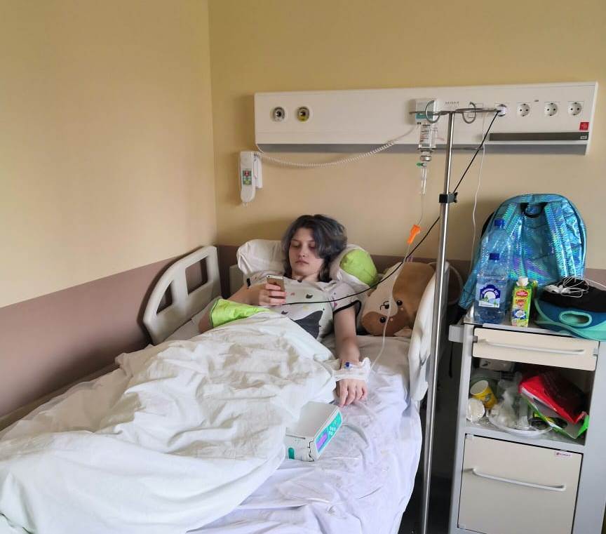 ALICE'S STORY: HOW TO FIGHT FOR THE CHANCE TO LIVE WHILE THE WHOLE WORLD IS FIGHTING WITH THE VIRUS